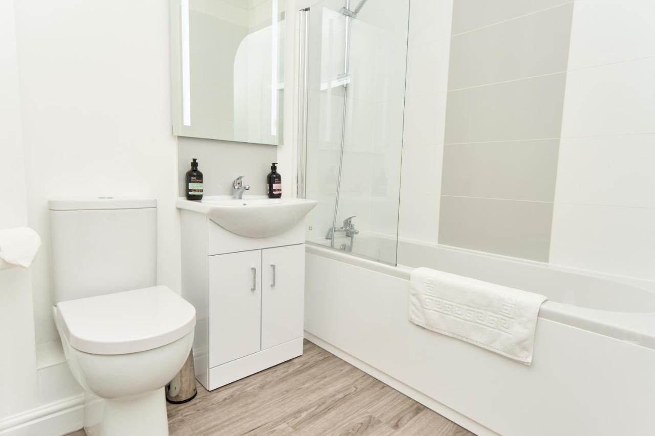 Ventnor Terrace Haven: Spacious 3-Bed with Beach Proximity Exterior photo