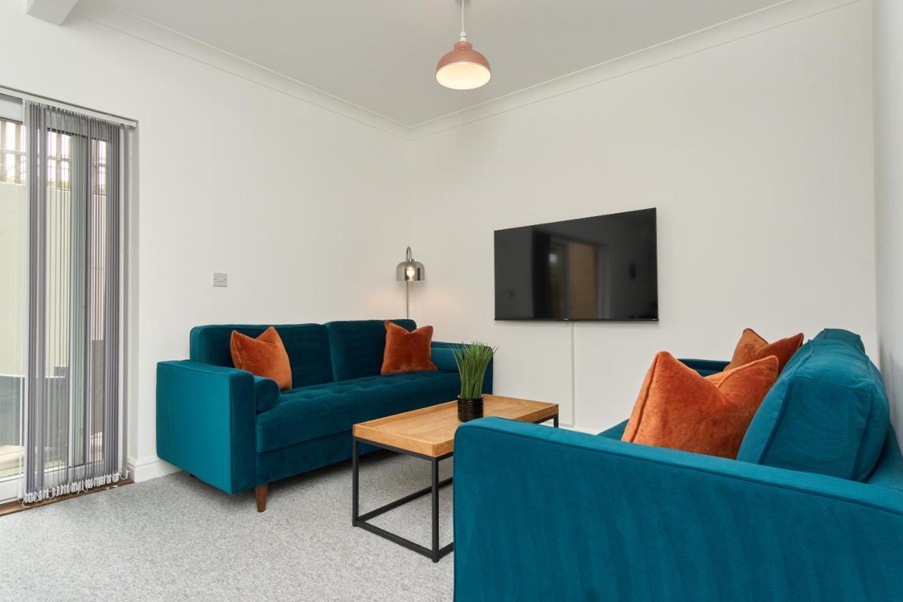 Ventnor Terrace Haven: Spacious 3-Bed with Beach Proximity Exterior photo
